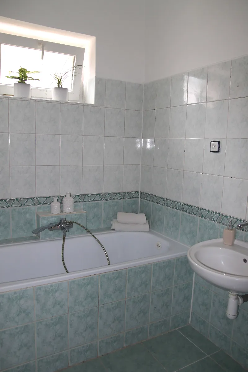 Gallery Images