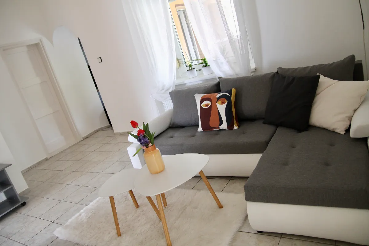 Gallery Images